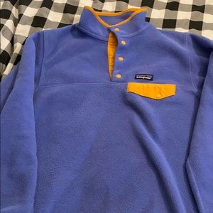 Patagonia pullover size large